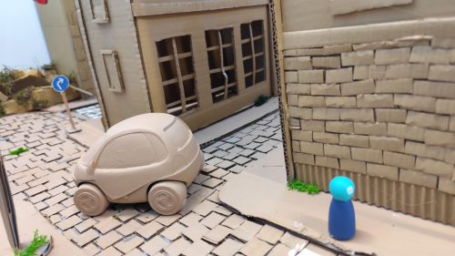 ©Modelaine Amblard vu scénographie : photo voiture